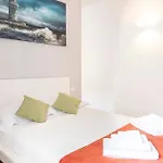 La Casa Di Jojo Al Ghetto Rom